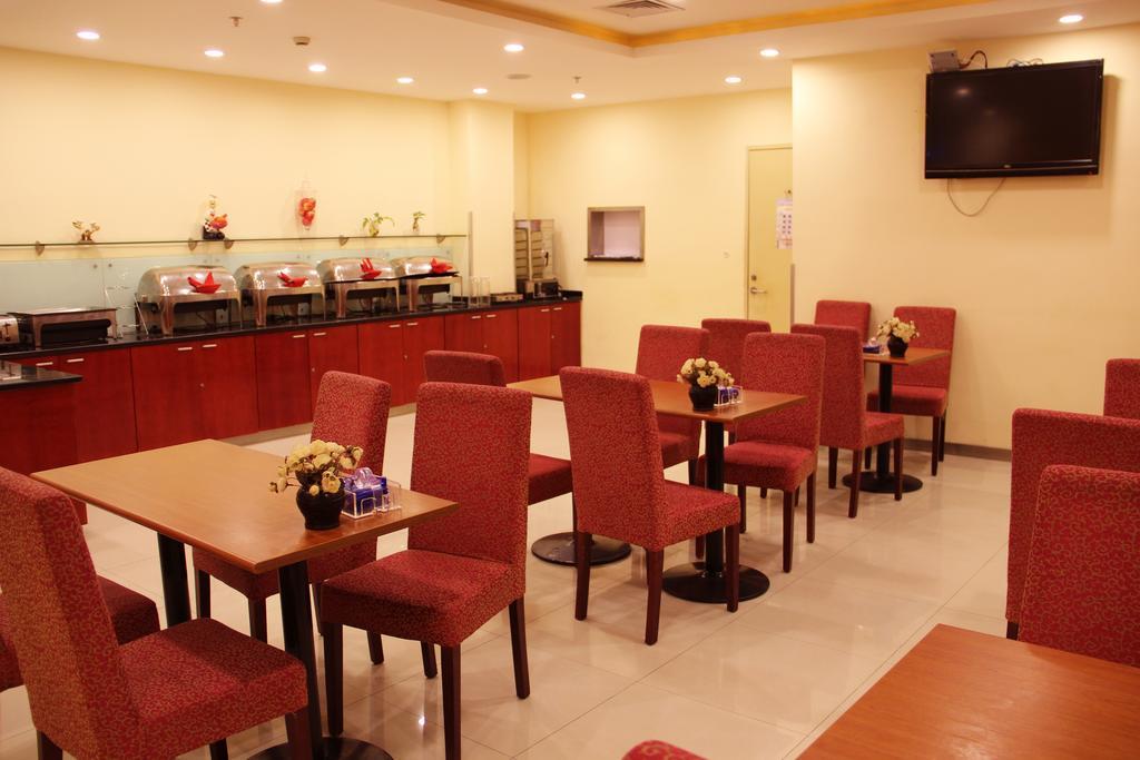 Hanting Express Jinzhou Luoyang Road Central Avenue Εξωτερικό φωτογραφία